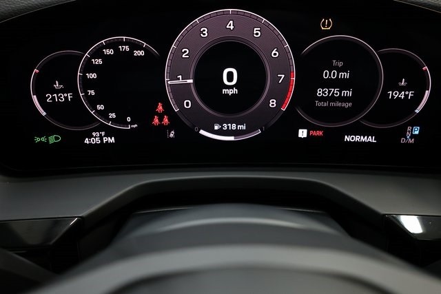 Porsche Panamera Thumbnail Image 186