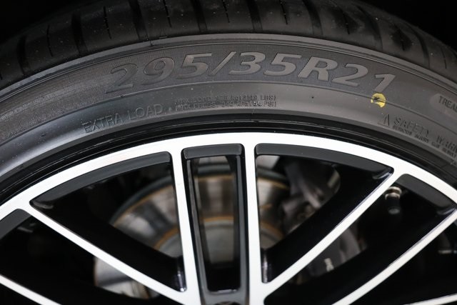 Porsche Panamera Thumbnail Image 195