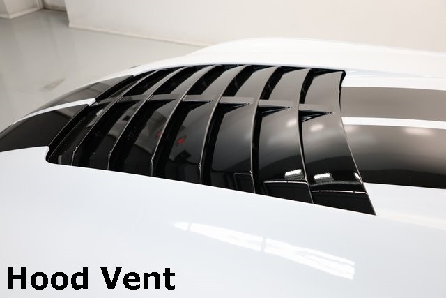 Ford Mustang Thumbnail Image 151