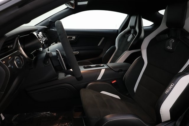 Ford Mustang Thumbnail Image 177