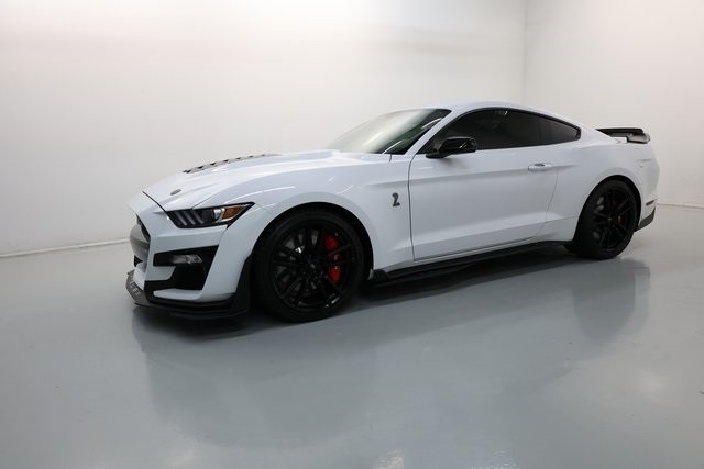Ford Mustang Thumbnail Image 170