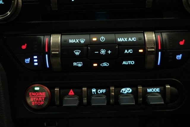 Ford Mustang Thumbnail Image 210