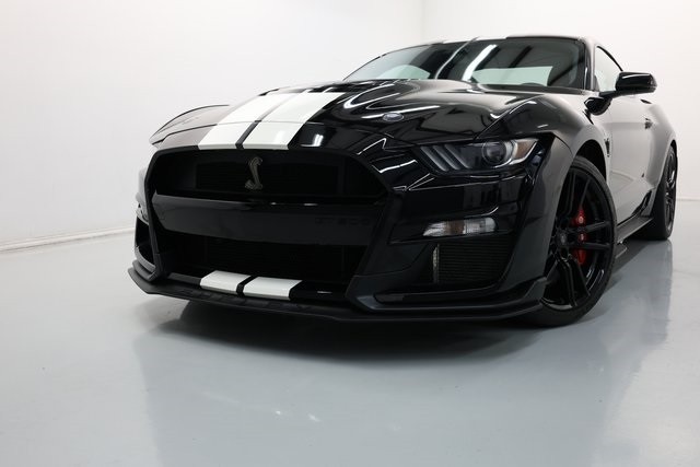 Ford Mustang Thumbnail Image 170