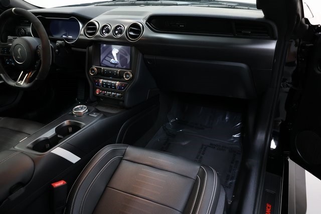 Ford Mustang Thumbnail Image 202