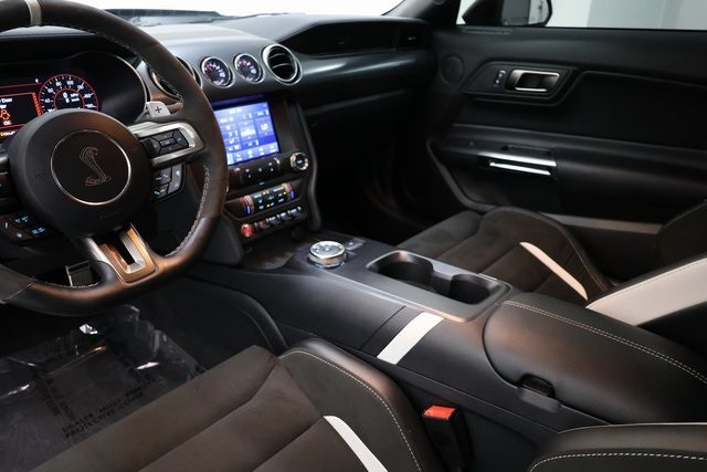 Ford Mustang Thumbnail Image 173