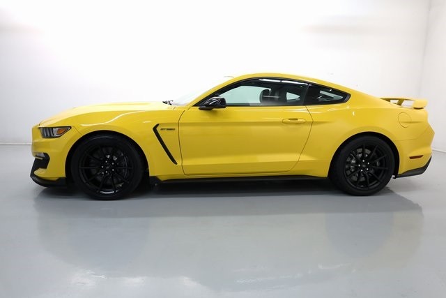 Ford Mustang Thumbnail Image 157