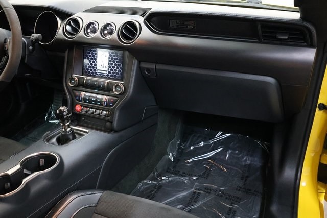 Ford Mustang Thumbnail Image 178