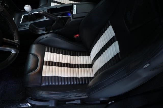 Ford Mustang Thumbnail Image 177