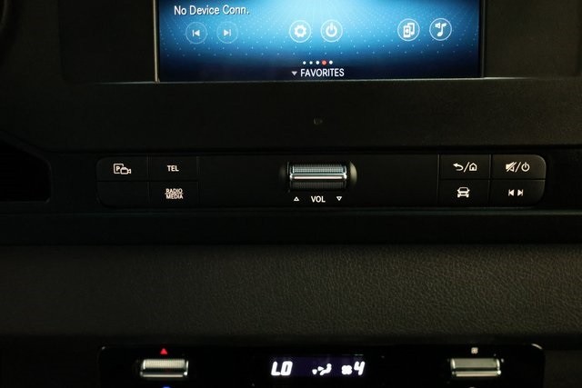 Mercedes-Benz Sprinter 2500 Thumbnail Image 206