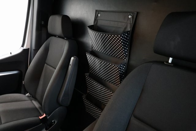 Mercedes-Benz Sprinter 2500 Thumbnail Image 184