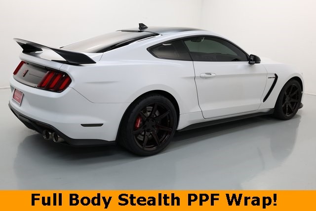 Ford Mustang Thumbnail Image 134