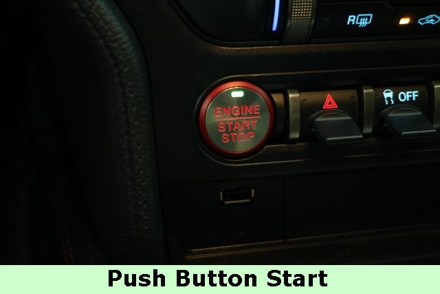 Ford Mustang Thumbnail Image 145