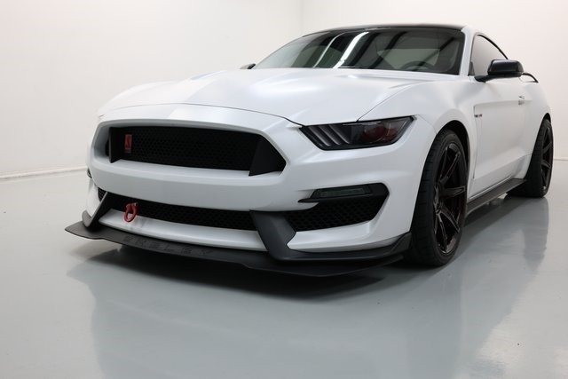 Ford Mustang Thumbnail Image 169