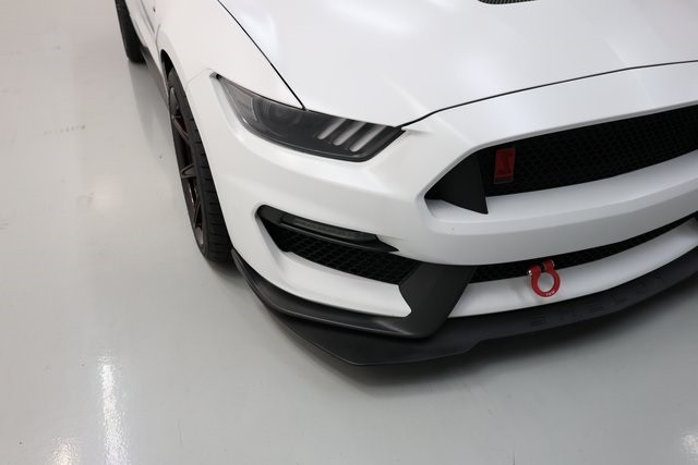 Ford Mustang Thumbnail Image 174