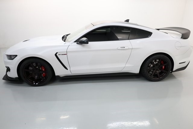 Ford Mustang Thumbnail Image 177
