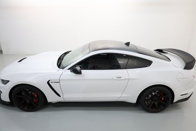 Ford Mustang Thumbnail Image 179