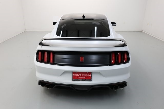 Ford Mustang Thumbnail Image 181