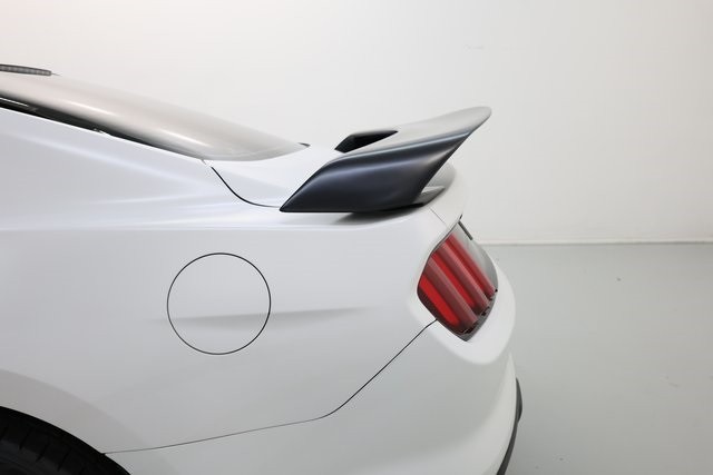 Ford Mustang Thumbnail Image 184