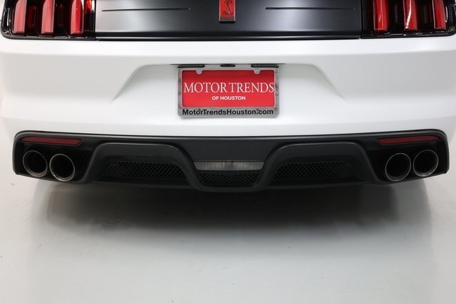 Ford Mustang Thumbnail Image 185