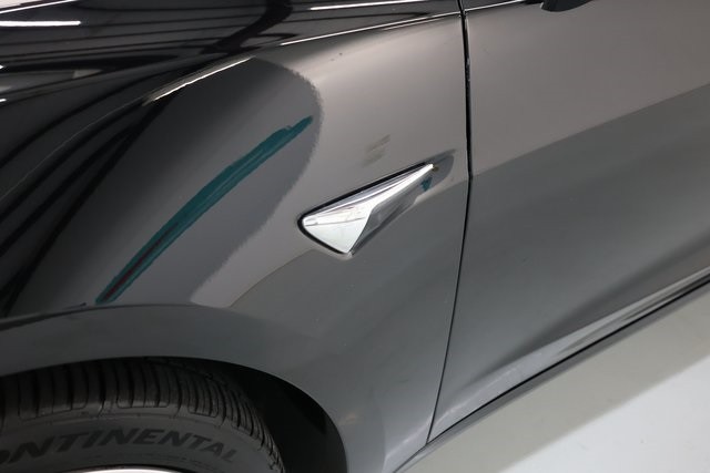 Tesla Model 3 Thumbnail Image 148