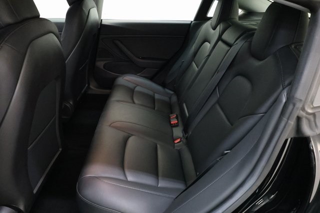 Tesla Model 3 Thumbnail Image 154