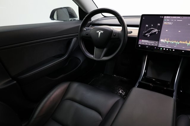 Tesla Model 3 Thumbnail Image 166