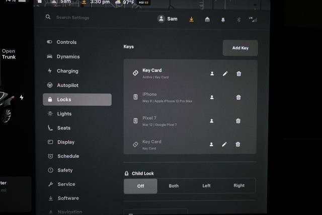 Tesla Model 3 Thumbnail Image 174