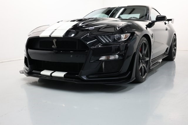 Ford Mustang Thumbnail Image 171