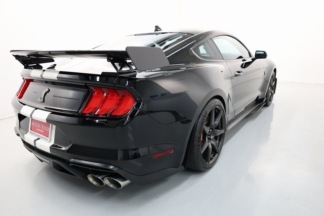 Ford Mustang Thumbnail Image 174