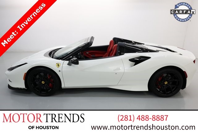 more details - ferrari f8 spider