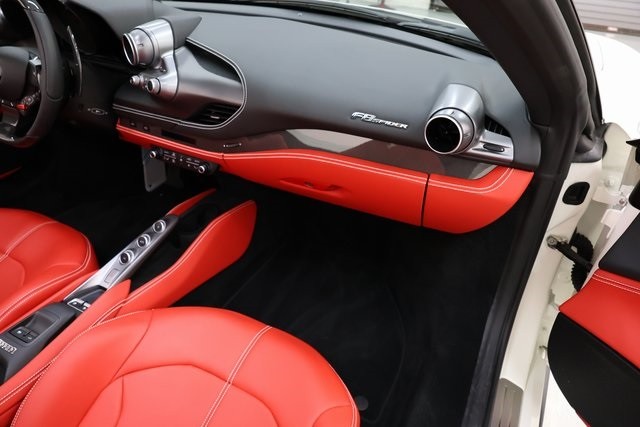 Ferrari F8 Spider Thumbnail Image 234