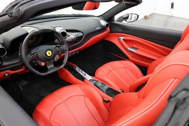 Ferrari F8 Spider Thumbnail Image 238