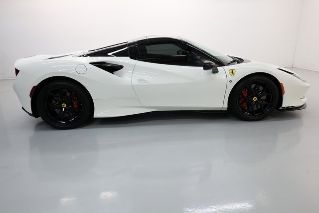 Ferrari F8 Spider Thumbnail Image 180