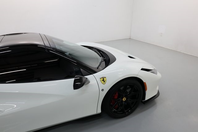 Ferrari F8 Spider Thumbnail Image 185