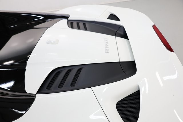 Ferrari F8 Spider Thumbnail Image 191