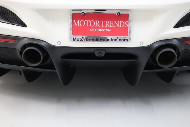 Ferrari F8 Spider Thumbnail Image 200