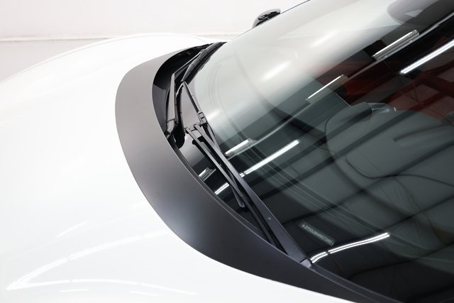 Ferrari F8 Spider Thumbnail Image 205