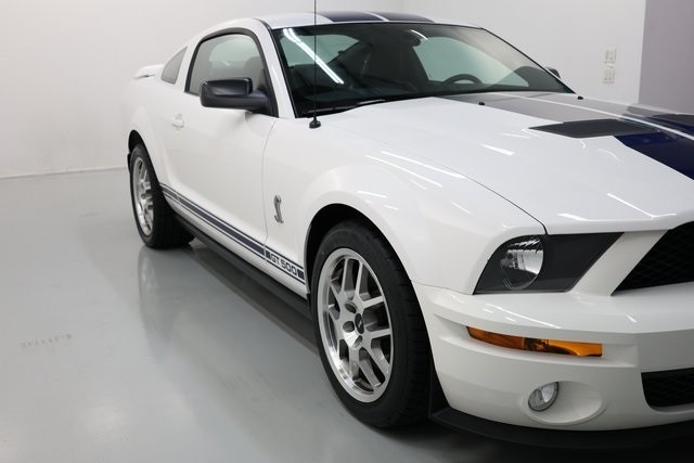 Ford Mustang Thumbnail Image 135
