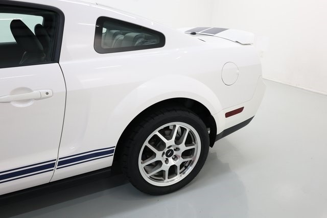 Ford Mustang Thumbnail Image 145