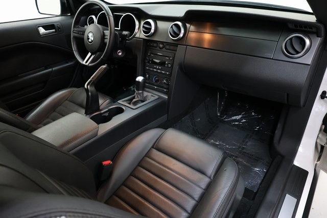 Ford Mustang Thumbnail Image 174