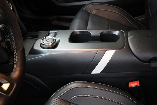 Ford Mustang Thumbnail Image 204