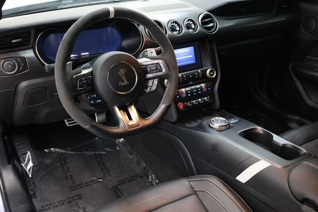 Ford Mustang Thumbnail Image 211