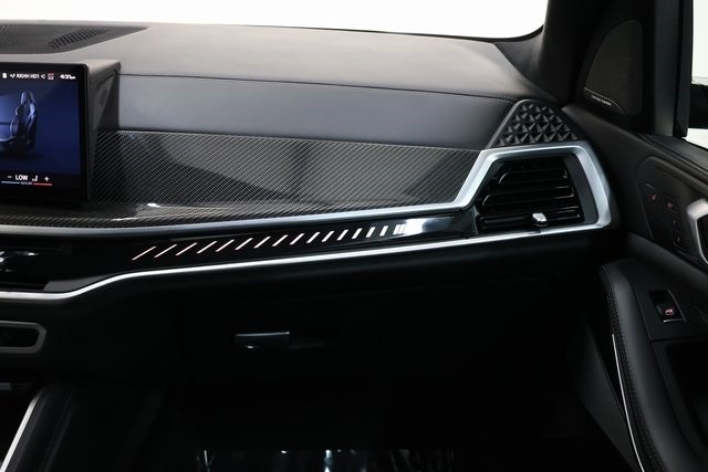 BMW X5 M Thumbnail Image 220