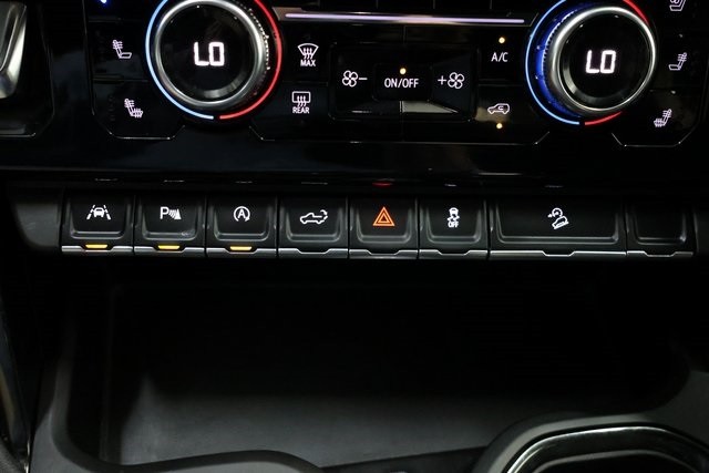 GMC Sierra 1500 Thumbnail Image 214