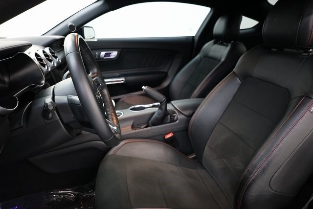 Ford Mustang Thumbnail Image 172