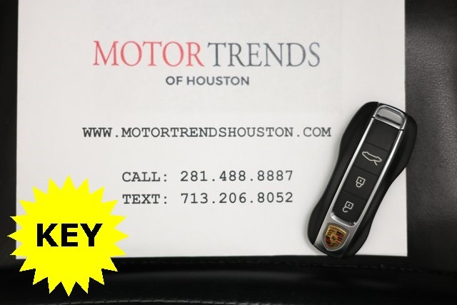 Porsche 911 Thumbnail Image 140