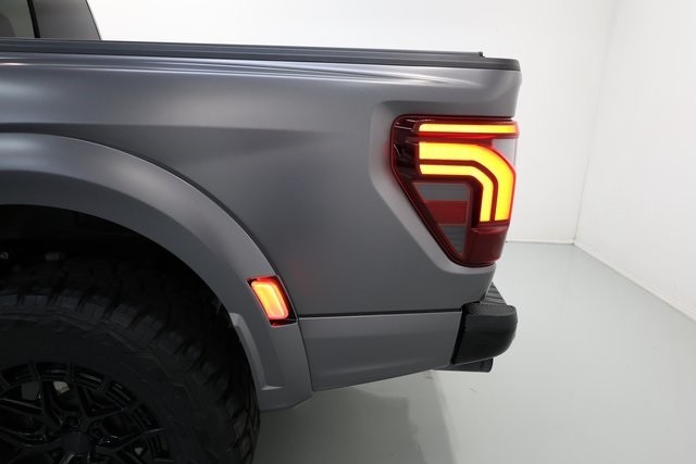 Ford F-150 Thumbnail Image 197
