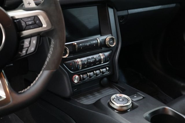 Ford Mustang Thumbnail Image 211