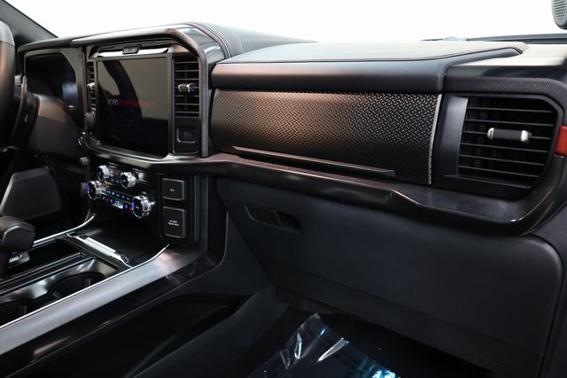 Ford F-150 Thumbnail Image 204