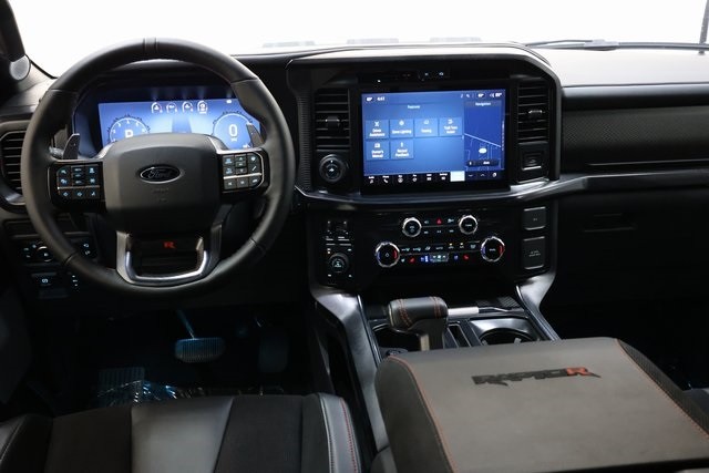 Ford F-150 Thumbnail Image 210